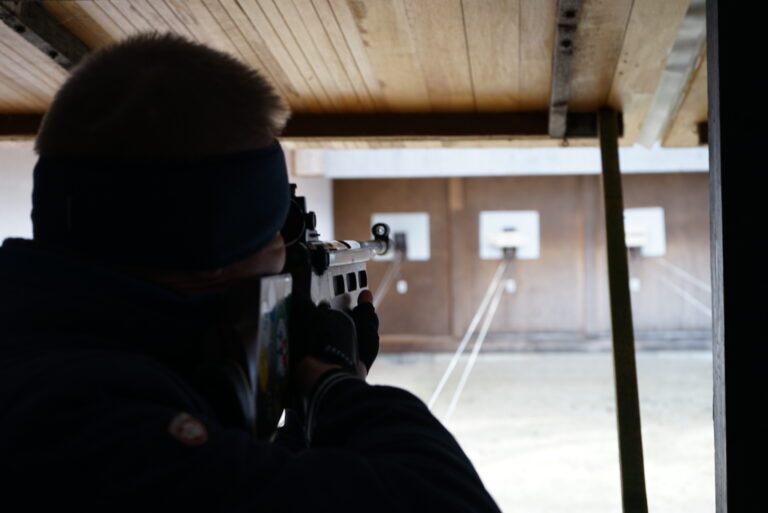 Luftgewehr Schütze bei der SSG Gifhorn Luftgewehr Schütze bei der SSG Gifhorn